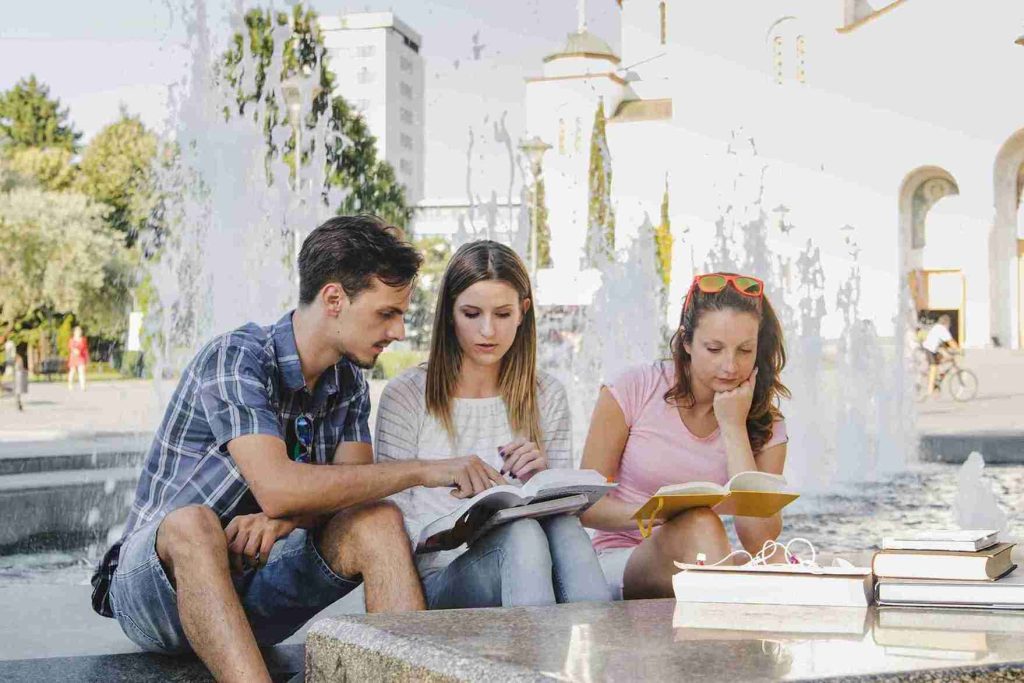 benefits-of-cambridge-education